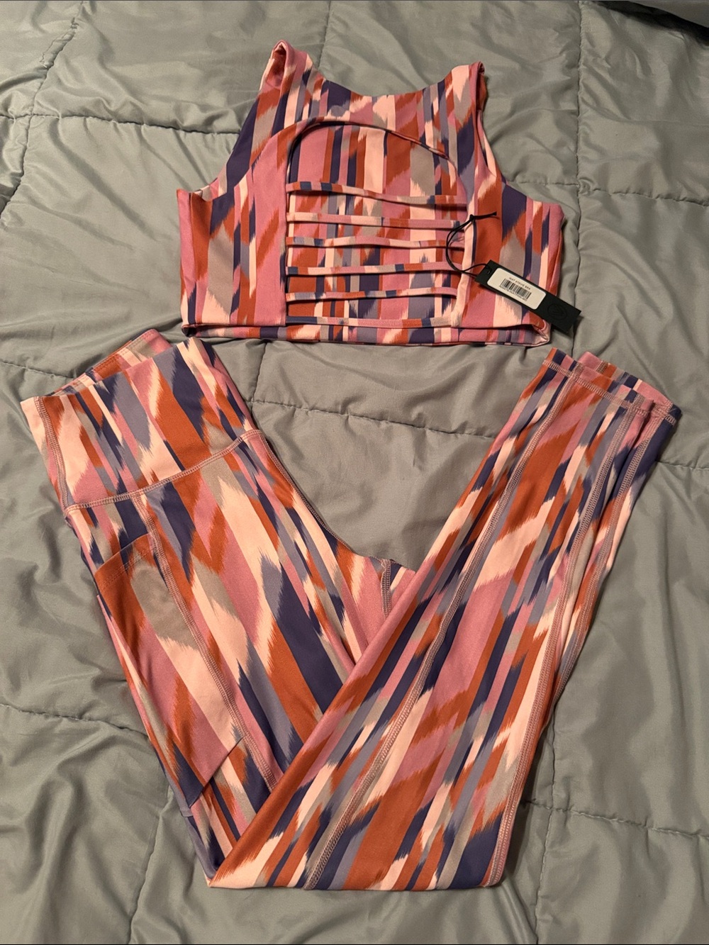 Savvi Stevie Bra Geo Leggings full IKAT Pink Set
